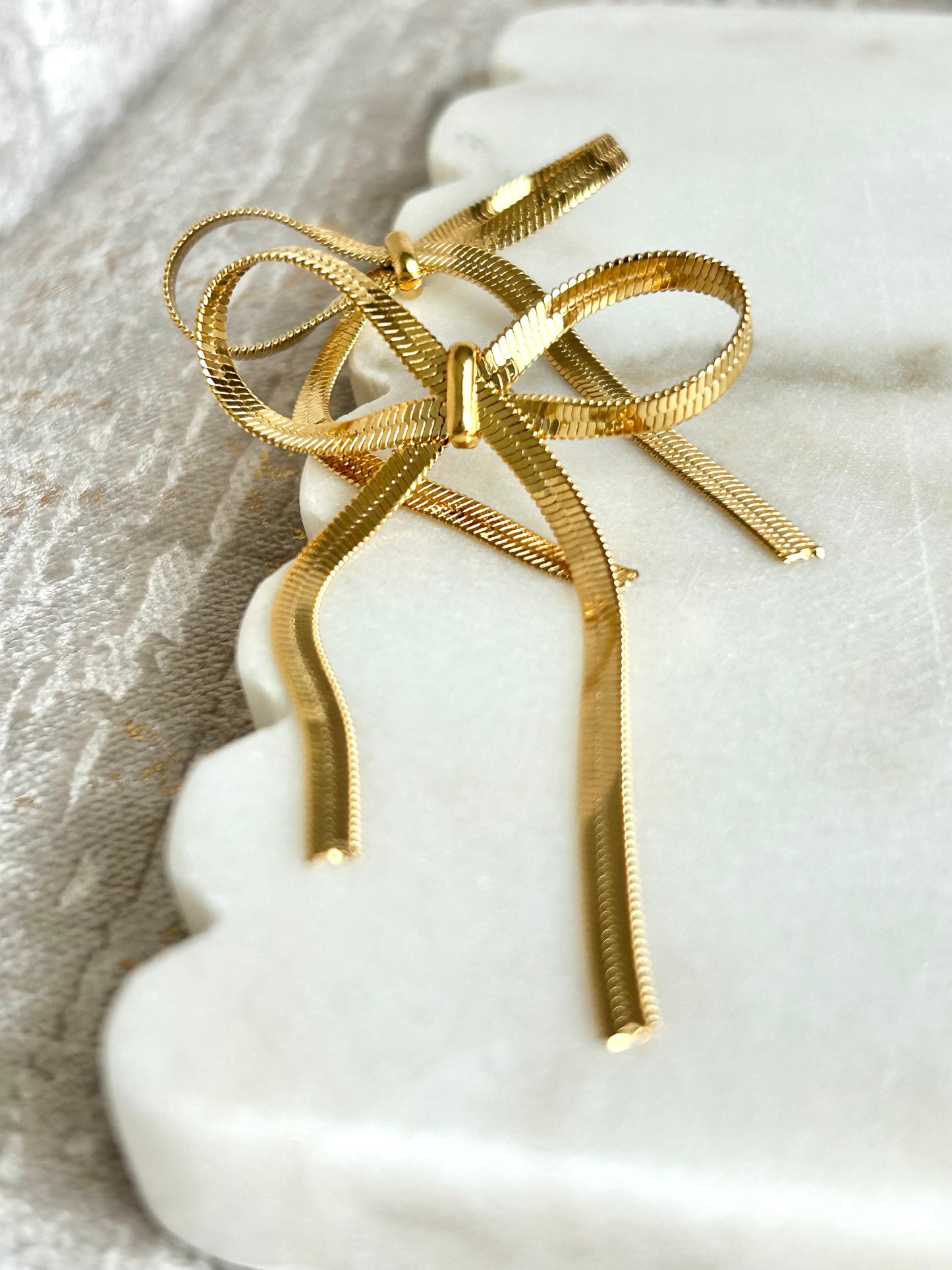 Ophelia - Midi Bow Studs *BESTSELLER*
