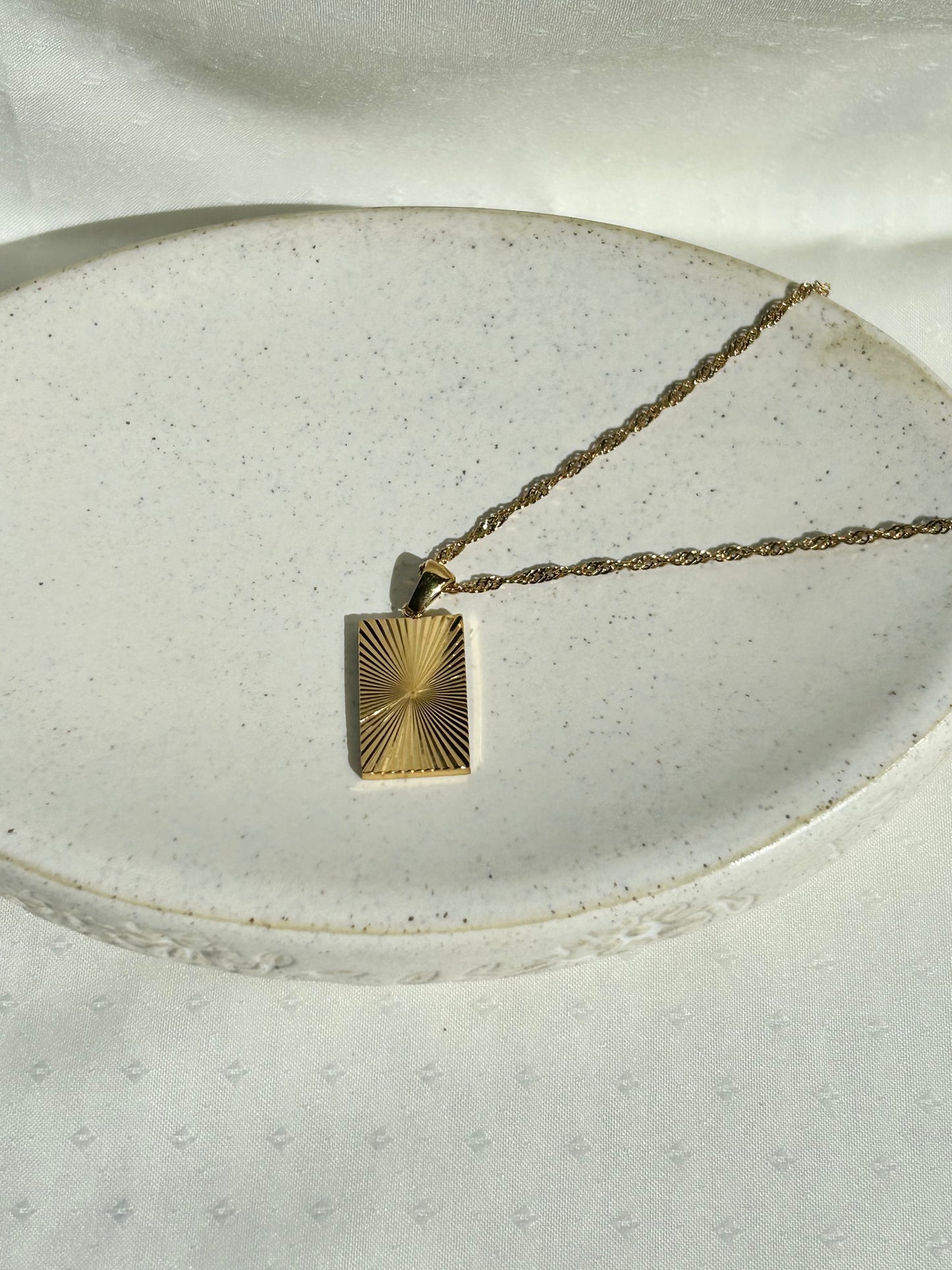 Daylight Necklace