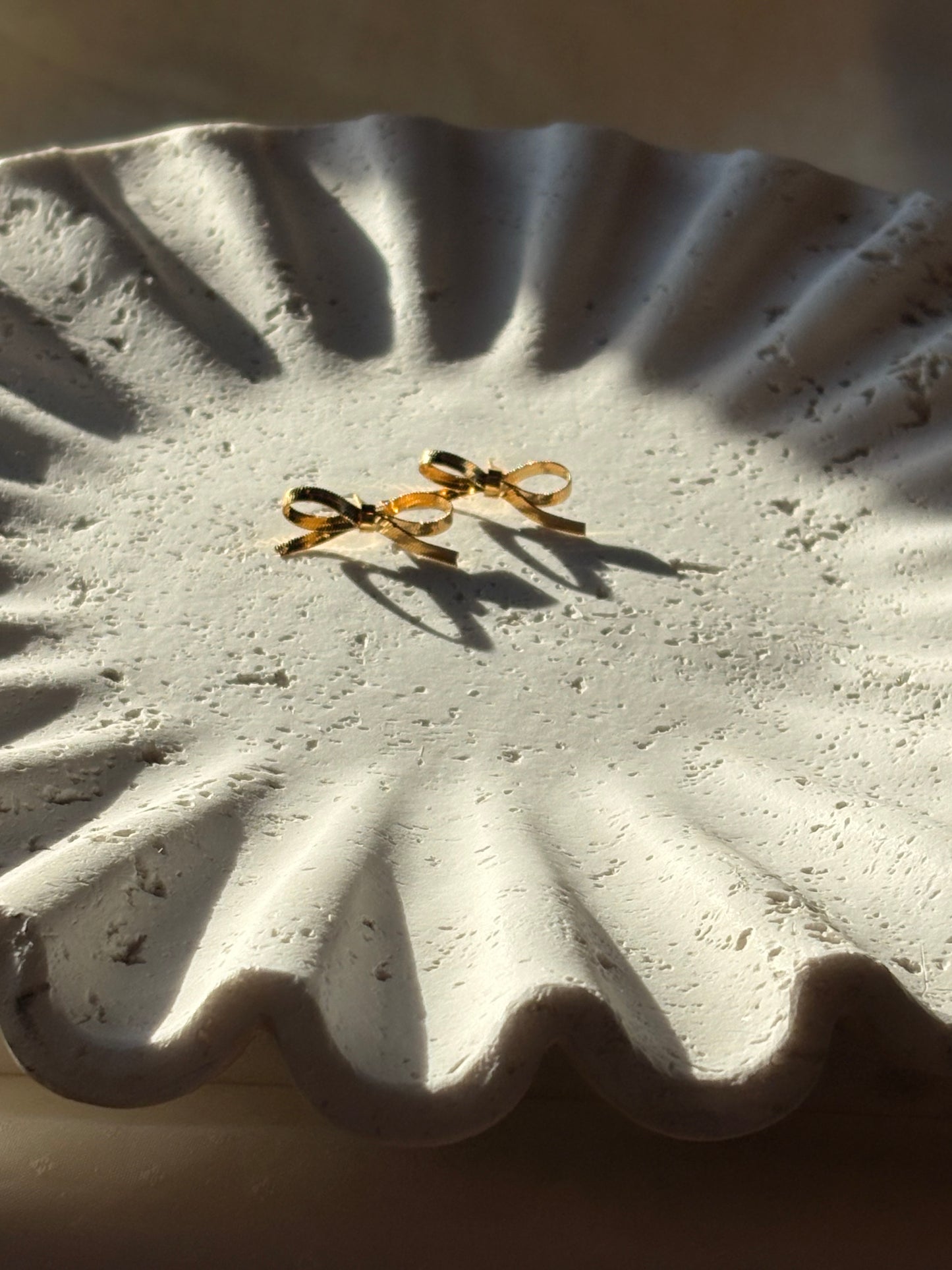 Ophelia - Baby Bow Studs